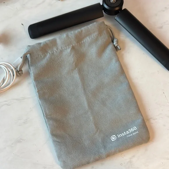 Flow Pro White Camera Stabilizer - Picture 5 of 13